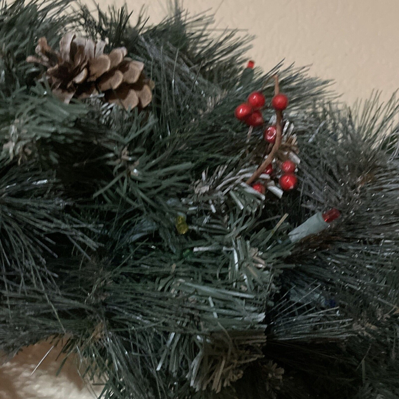 NWT 36" Wreath Celebration Prelit Mixed Needle Pine LED Electric Pine Cones $349 - Picture 9 of 11